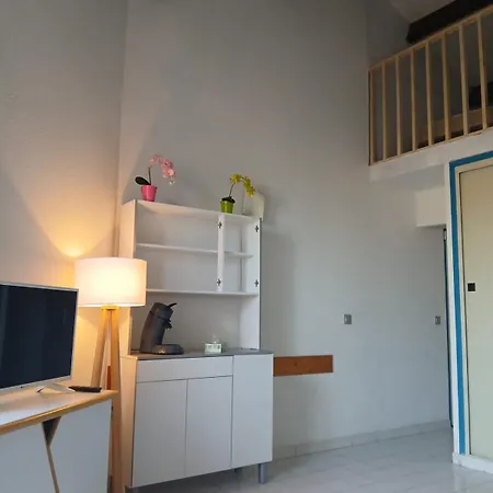 Apartment Beau Face A L Eau
